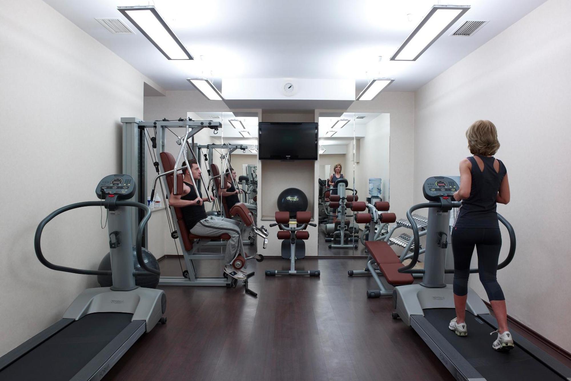 Grand Hotel Continental Bucuresti Exterior foto A gym in a hotel