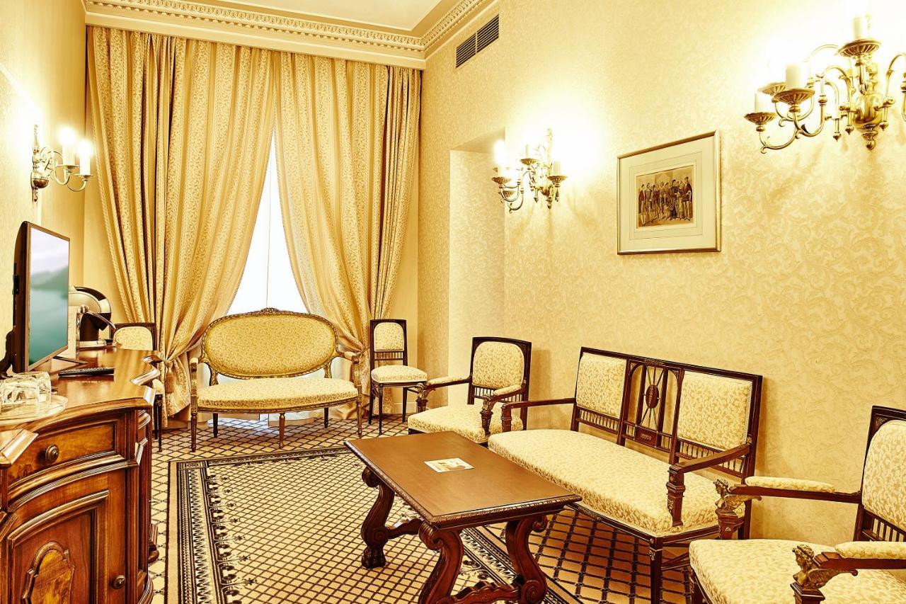 Grand Hotel Continental Bucuresti Exterior foto A suite at the hotel
